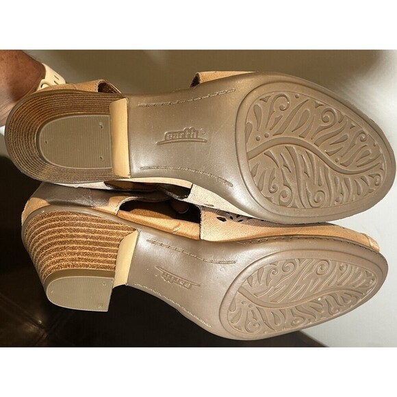 Women’s Earth Kelsey Booties Size 6.5 Wide Dark Blush Suede Open Toe Heels EUC - Picture 7 of 9